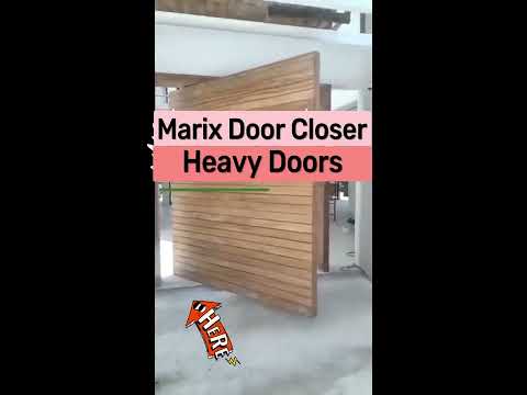 Gigantic heavy robust pivot wooden door with Marix Door Closer, #pivot #doorcloser #shorts